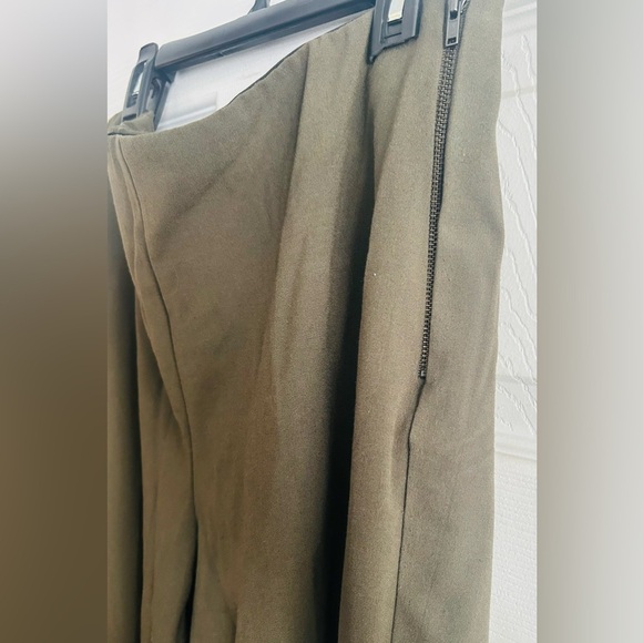 Nine West Side Zip High-Waisted Skinny Ankle Pants, size 14, Olive Green, NWOT - Picture 3 of 4